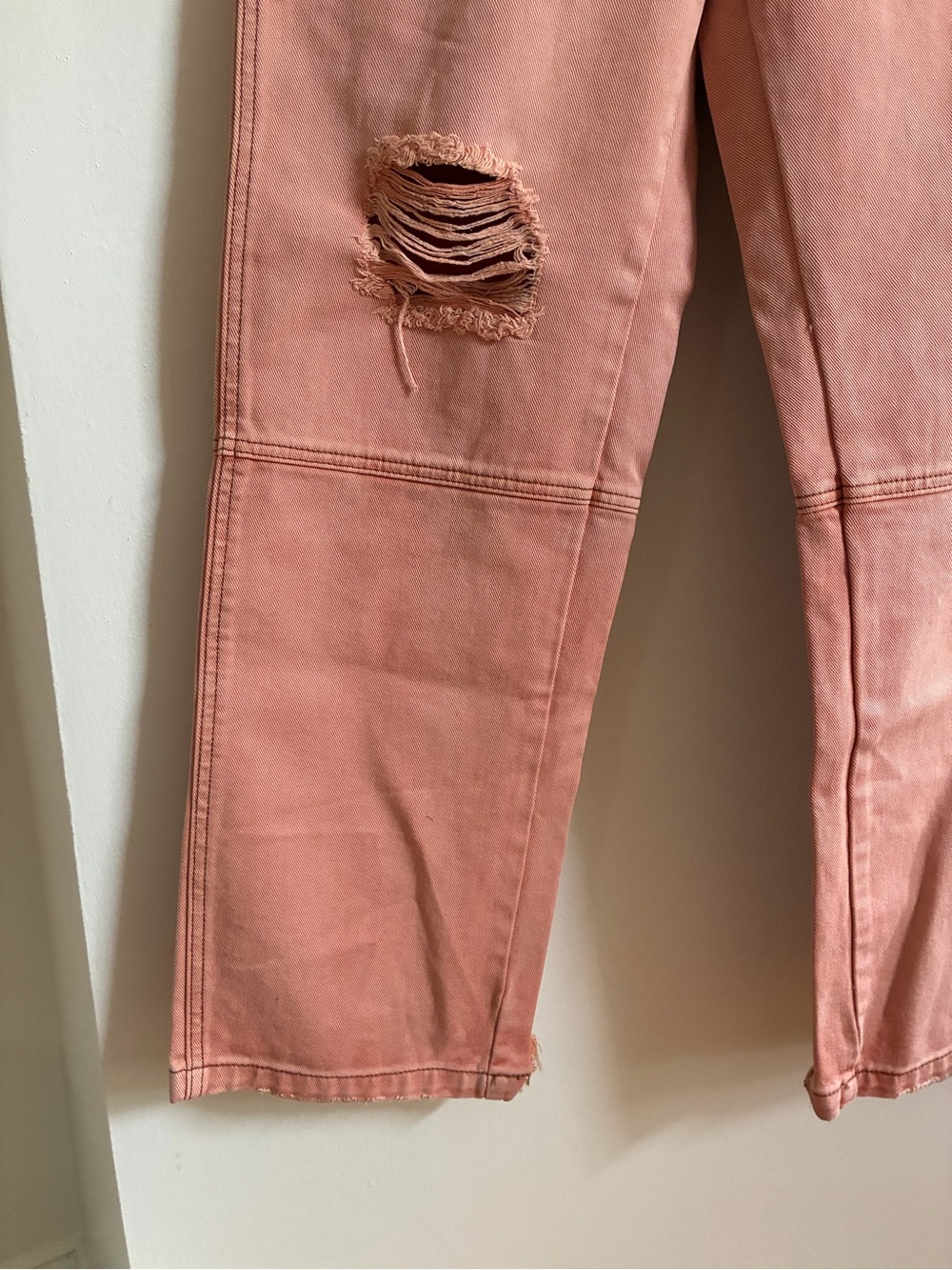 BDG Wide Leg Carpenter Pants in Faded Coral - Picture 2 of 6